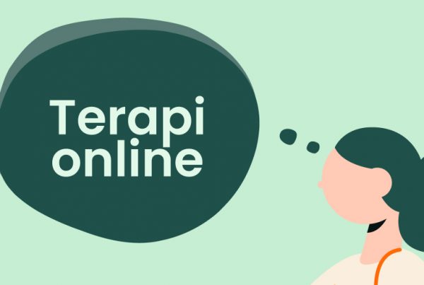 Illustration av en person med mörkgrönt hår och en pratbubbla bredvid huvudet som innehåller orden Terapi online, med hänvisning till KBT online, mot en ljusgrön bakgrund.