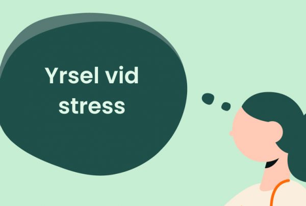 Illustration av en mörkhårig person med en tankebubbla där det står Yrsel vid stress, med subtila antydningar till stressutslag i ansiktet, mot en ljusgrön bakgrund.